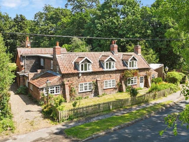 House for sale in Burton Pidsea