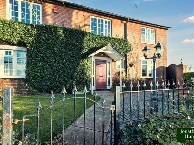 House for sale in Colliers End, Hertfordshire