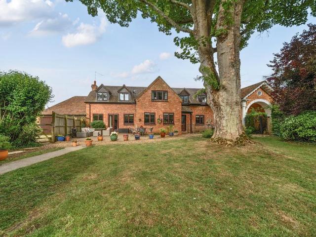 House for sale in Pitsford, Northamptonshire