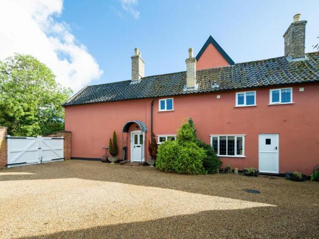 House for sale in Redenhall with Harleston, Burgh St Peter