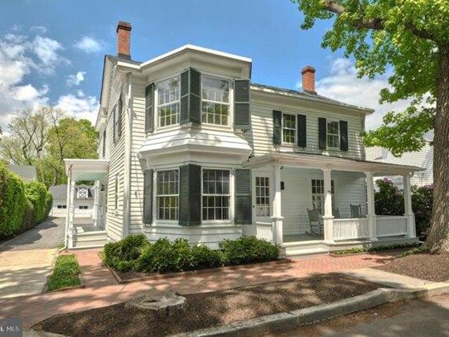 House for sale in Cranbury, New Jersey