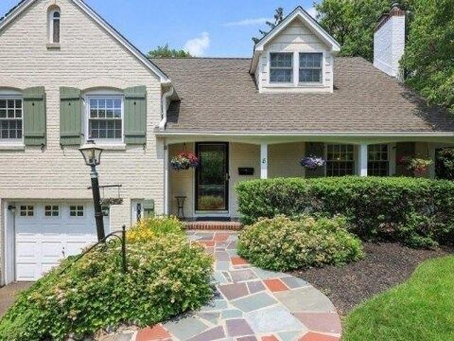 House for sale in Cranford, New Jersey