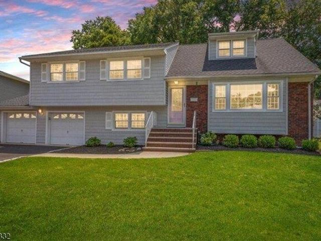 House for sale in Cranford, New Jersey