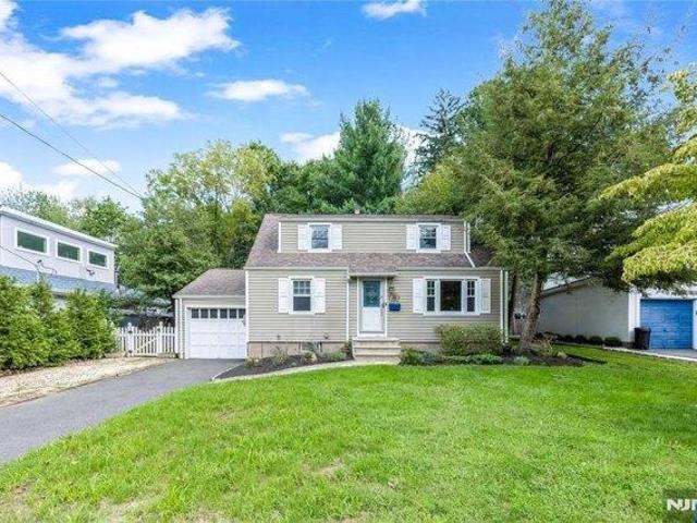 House for sale in Cresskill, Bergen County