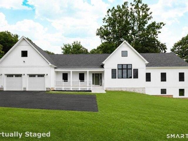 House for sale in Cromwell, Connecticut