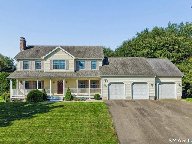 House for sale in Cromwell, Connecticut
