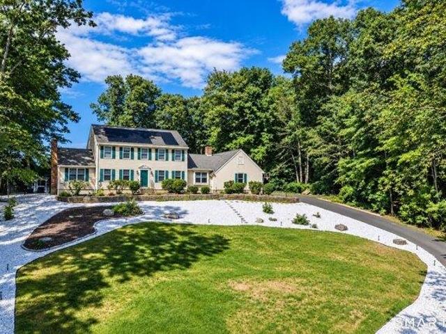 House for sale in Cromwell, Connecticut