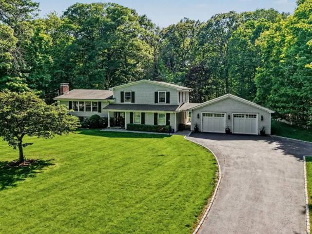 House for sale in Cos Cob, Connecticut