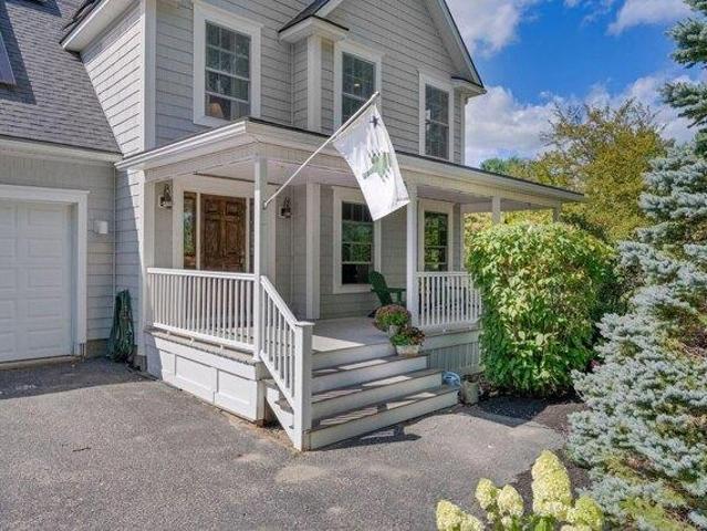House for sale in Cumberland Center, Maine