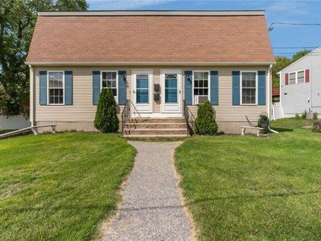 House for sale in Cumberland, Rhode Island
