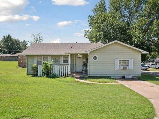 House for sale in Cushing, Oklahoma