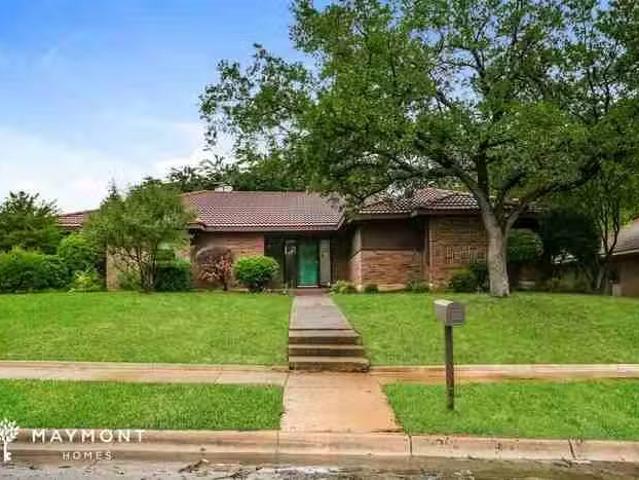 House for rent in Arlington