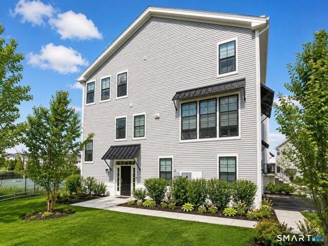 House for sale in Danbury, Connecticut