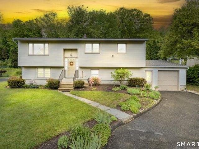 House for sale in Danbury, Connecticut
