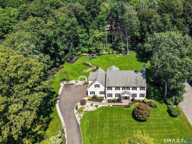 House for sale in Maplewood Grove, Danbury