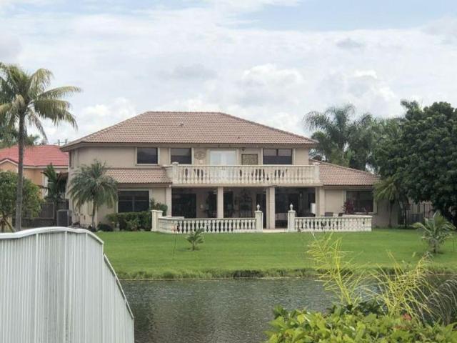 House for sale in Davie, Florida