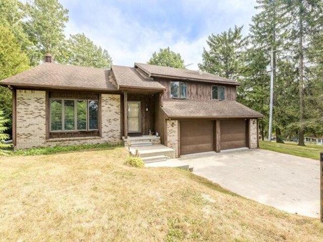 House for sale in Deckerville