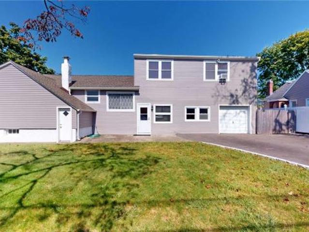 House for sale in Babylon, New York