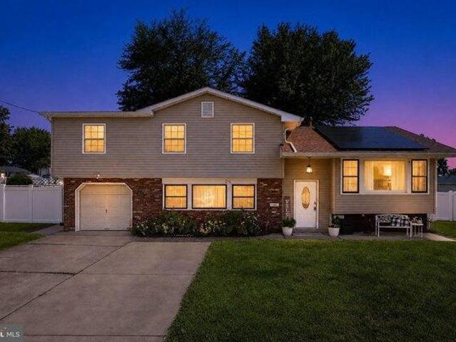 House for sale in Millside Heights, Delran Township