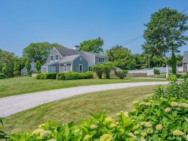 House for sale in Dennis