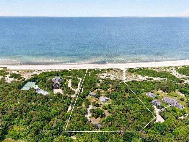 House for sale in Dennis, Massachusetts