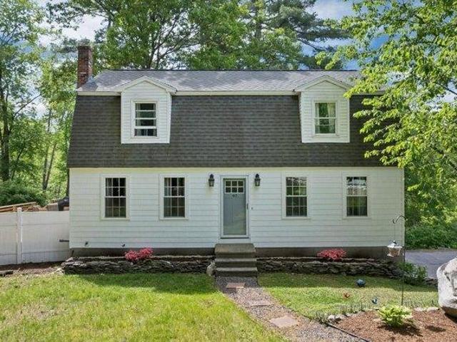 House for sale in New Hampshire