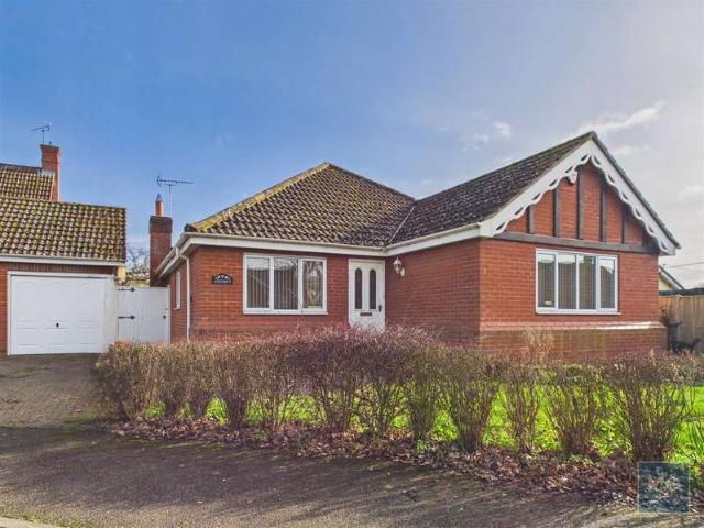Bungalow for sale in Bedingfield, Suffolk