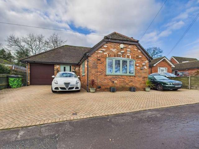 Bungalow for sale in Tadley, Priest Down