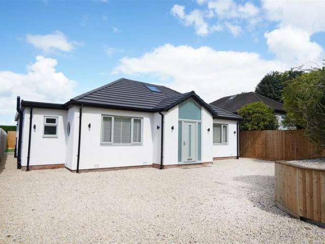 Bungalow for sale in Middlebrook, Lee Bank