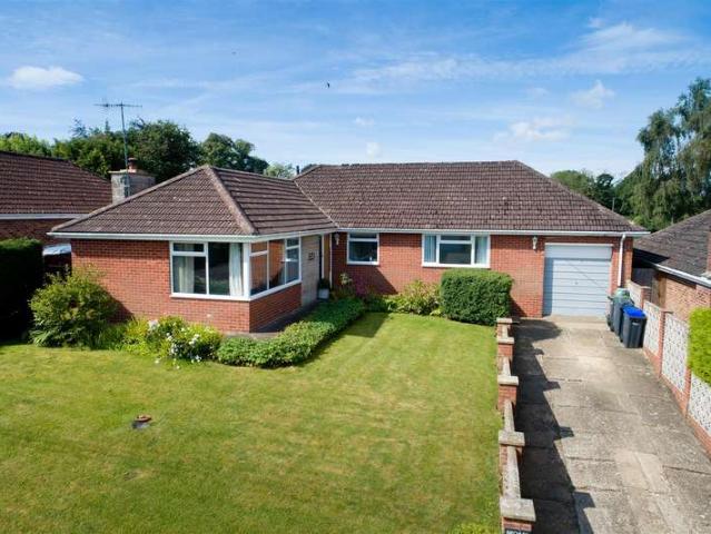 Bungalow for sale in West Grimstead, Wiltshire