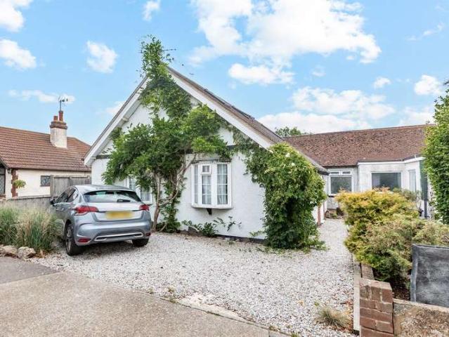 Bungalow for sale in South Tankerton, The Bridge