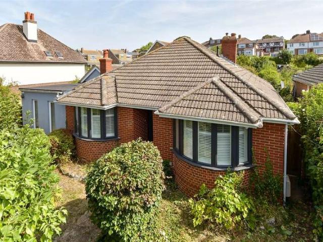 Bungalow for sale in Mount Pleasant, Iford