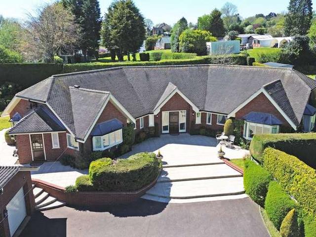 Bungalow for sale in Fairfield, Bromsgrove