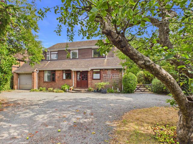 Bungalow for sale in Berrick Salome, Oxfordshire