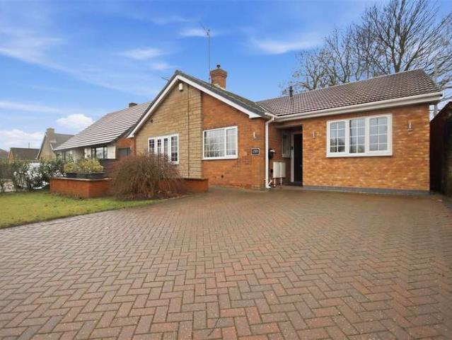 Bungalow for sale in Loundsley Green, East Midlands