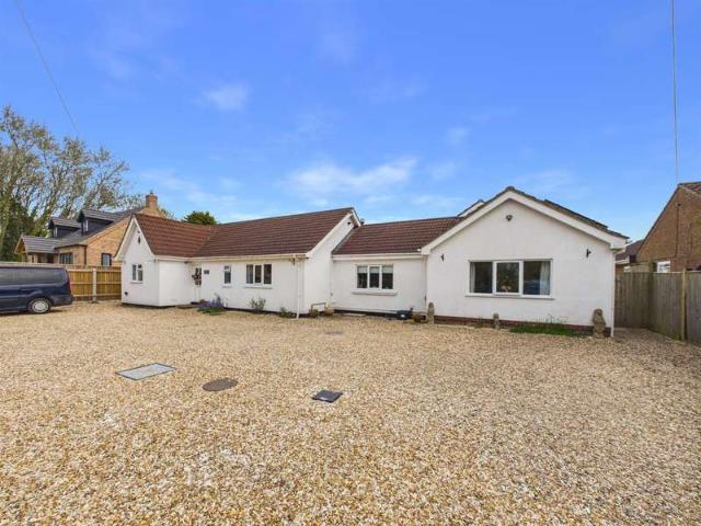 Bungalow for sale in Belleau, Lincolnshire