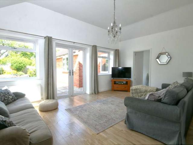 Bungalow for sale in Berrick Salome, Oxfordshire