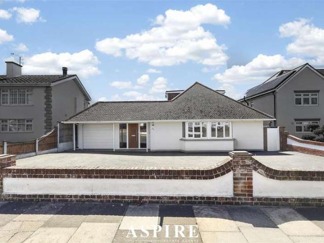 Farm for sale in Alton Barnes, Essex