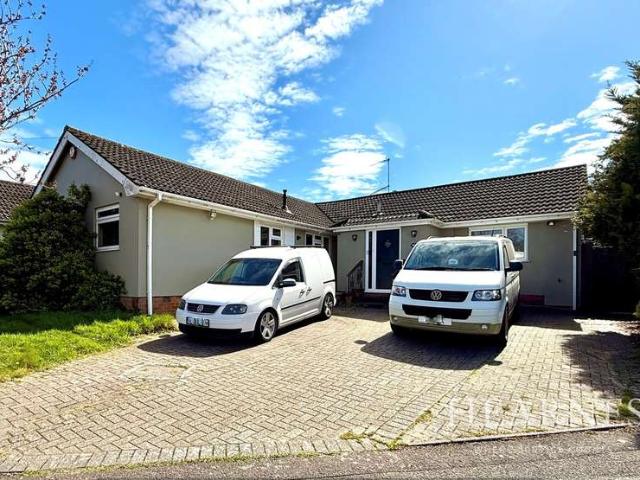 Bungalow for sale in Bear Cross
