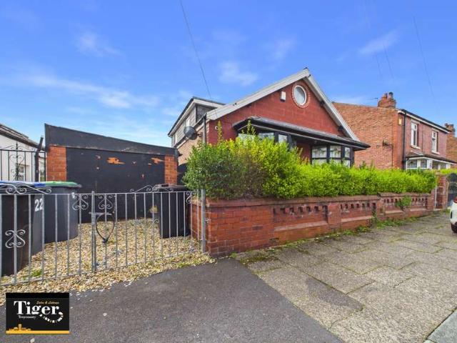 Bungalow for sale in Queenstown, Blackpool