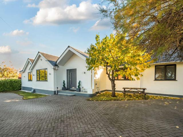 Bungalow for sale in Pachesham Park, Surrey
