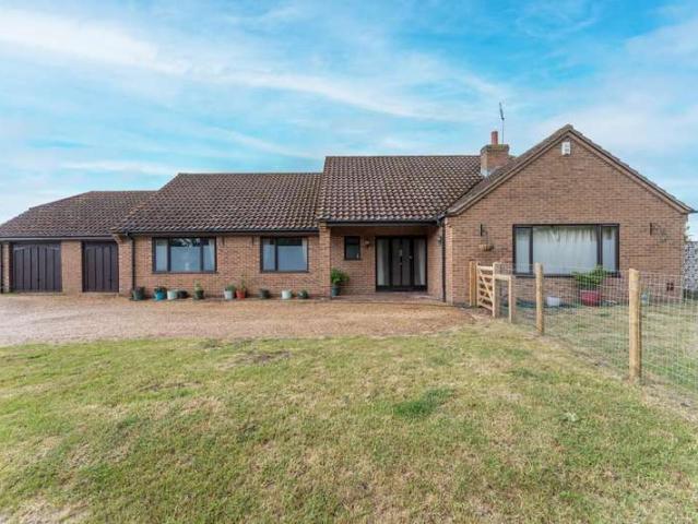 Bungalow for sale in Chedburgh, Suffolk