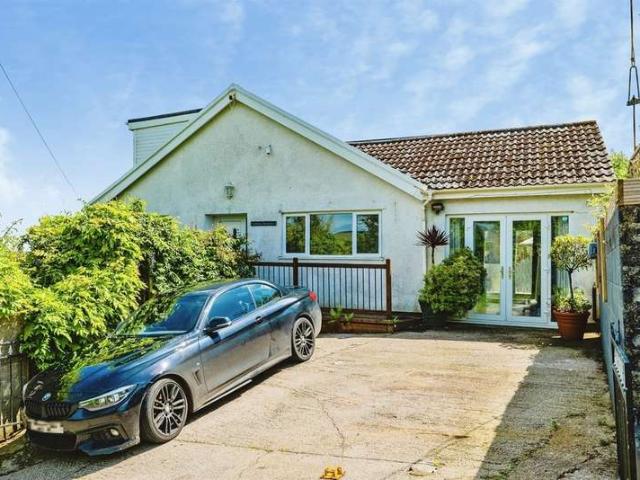 Bungalow for sale in Cwmrisca, Coytrahen
