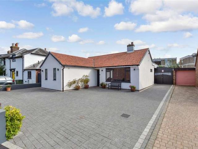 Bungalow for sale in Martyrs Field, The Bridge