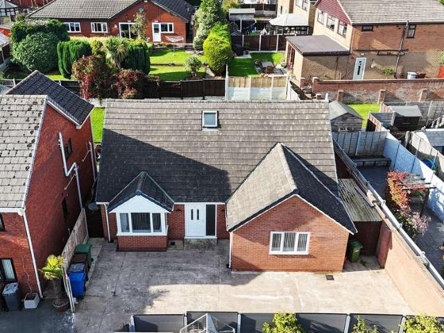 Bungalow for sale in Wigan, Greater Manchester