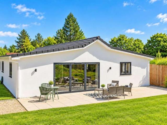 Bungalow for sale in Pill and Easton-in-Gordano, Abbots Leigh