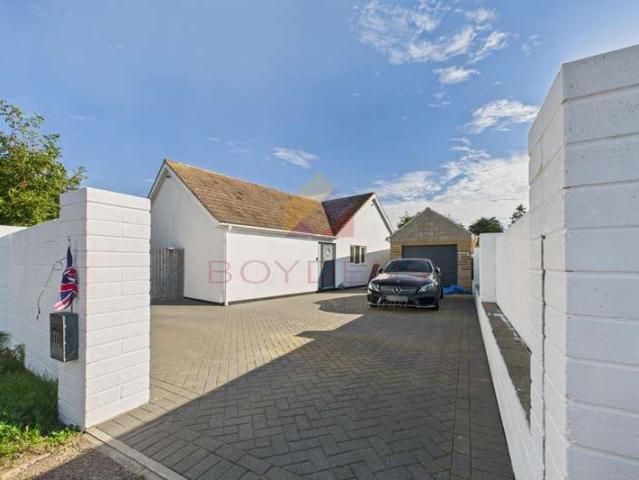 Bungalow for sale in Dale Hill, Essex