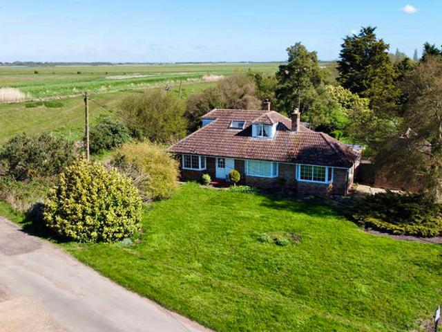 Bungalow for sale in Barway, Cambridgeshire
