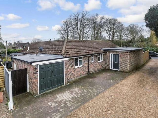 Bungalow for sale in Ringles Cross, Cross In Hand