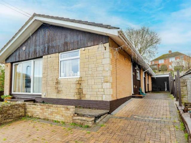 Bungalow for sale in Cwm Talwg, Barry